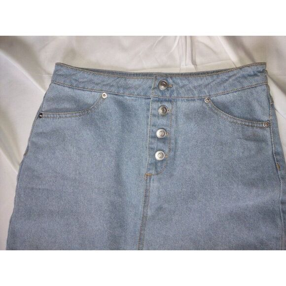 5/$25 EUC Women's Denim Skirt Size M Blue Button Down  Cotton Forever 21 - Picture 4 of 5